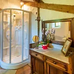 Maison De Charme Avec Jacuzzi Hébergement de vacances
