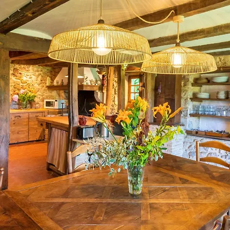 Maison De Charme Avec Jacuzzi Casa vacanze *