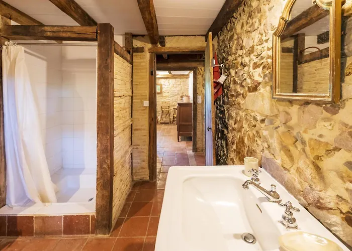 Casa de Férias Maison De Charme Avec Jacuzzi *